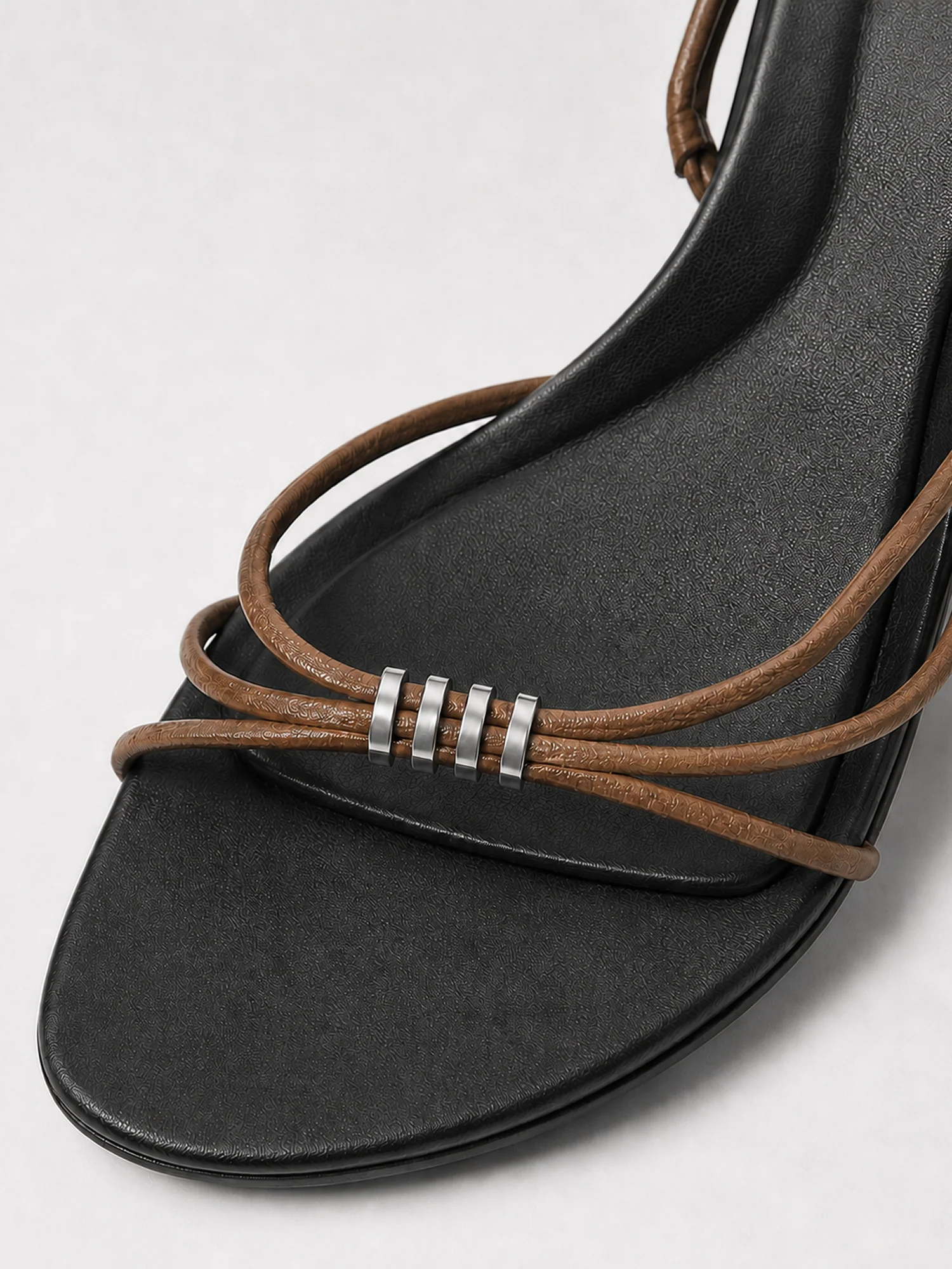 Giro Heel - Image 6