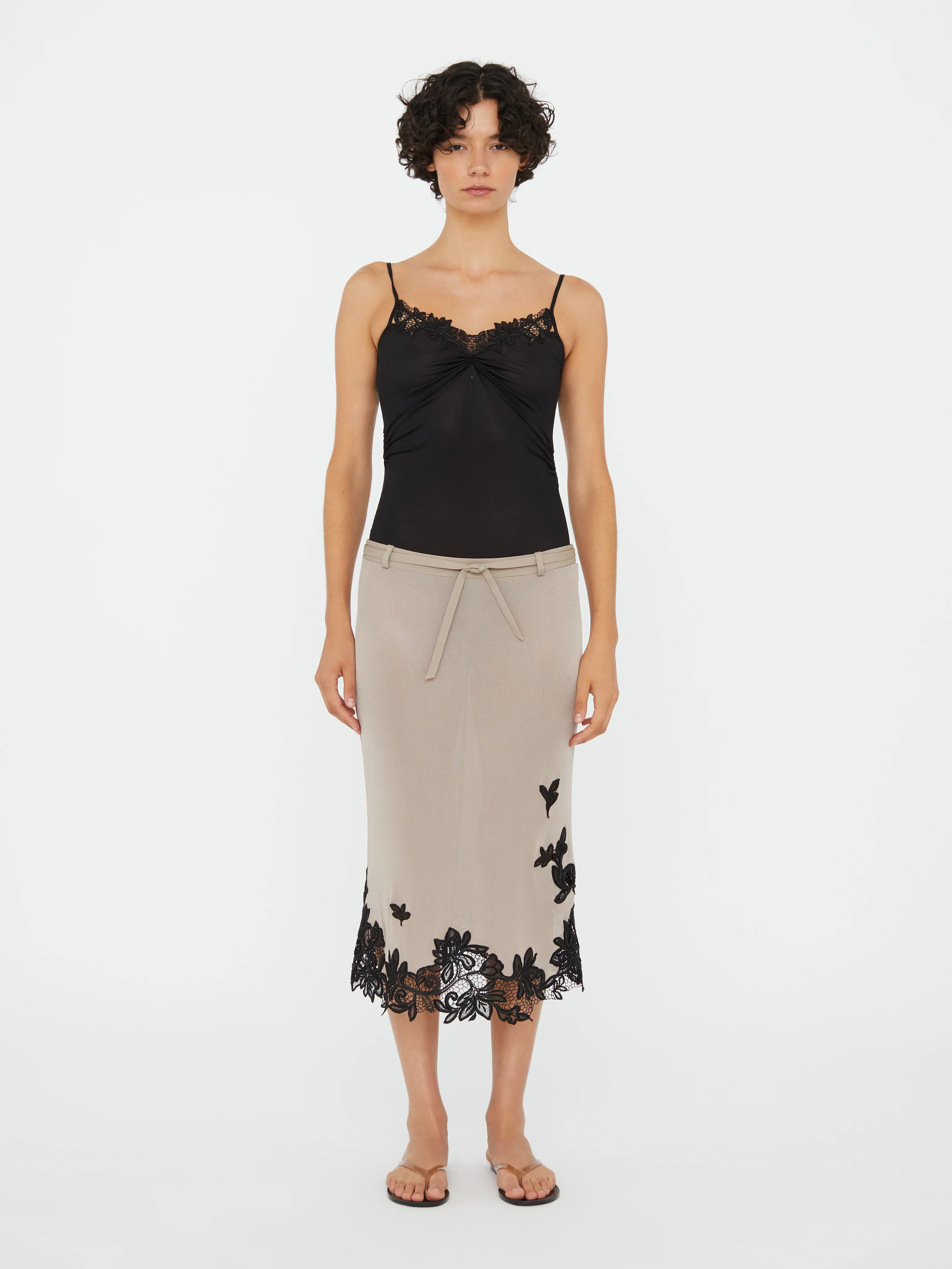 Hibiscus Embroidered Rib Skirt