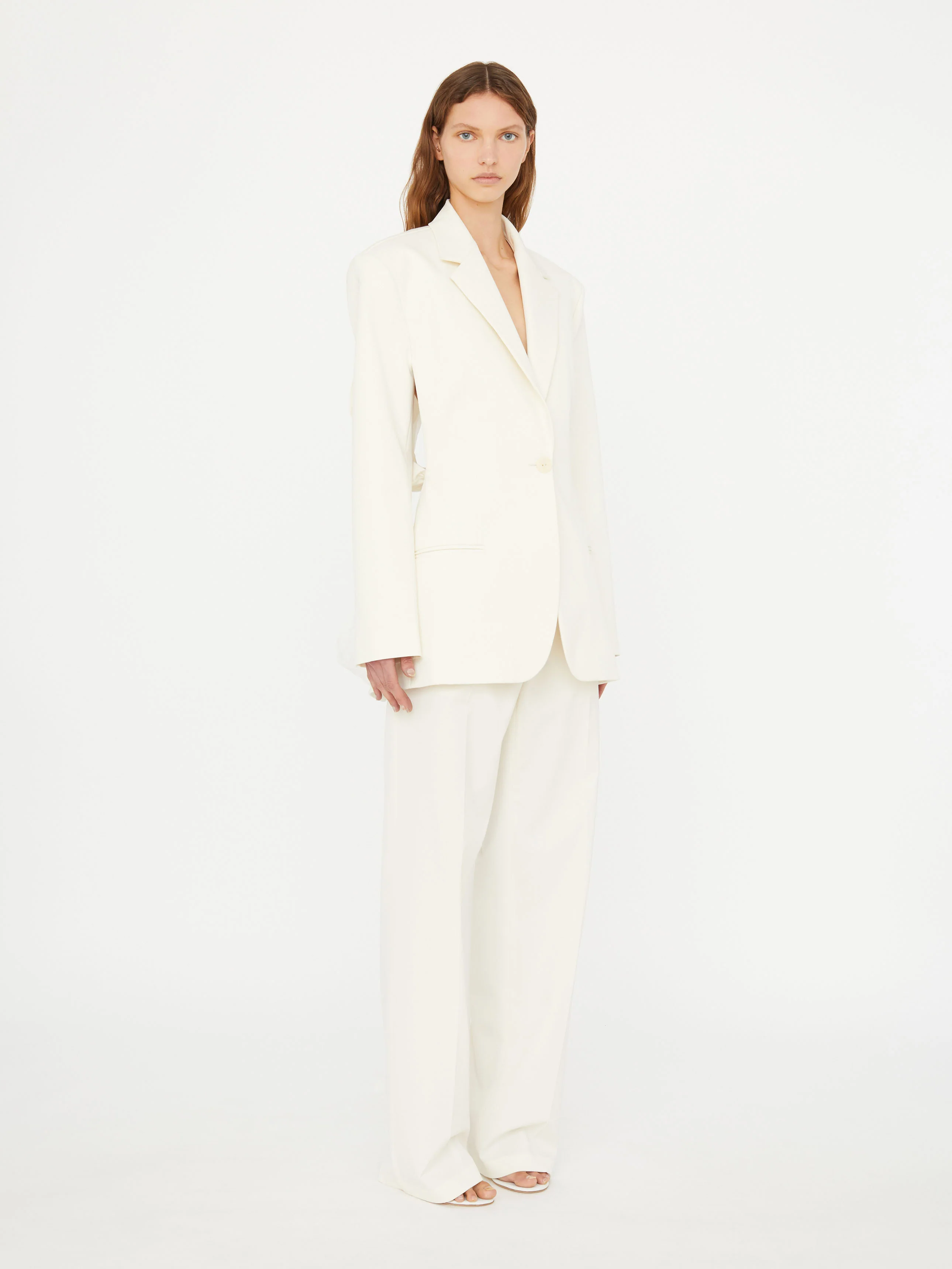 Intimate Bow Back Twill Blazer - Image 4