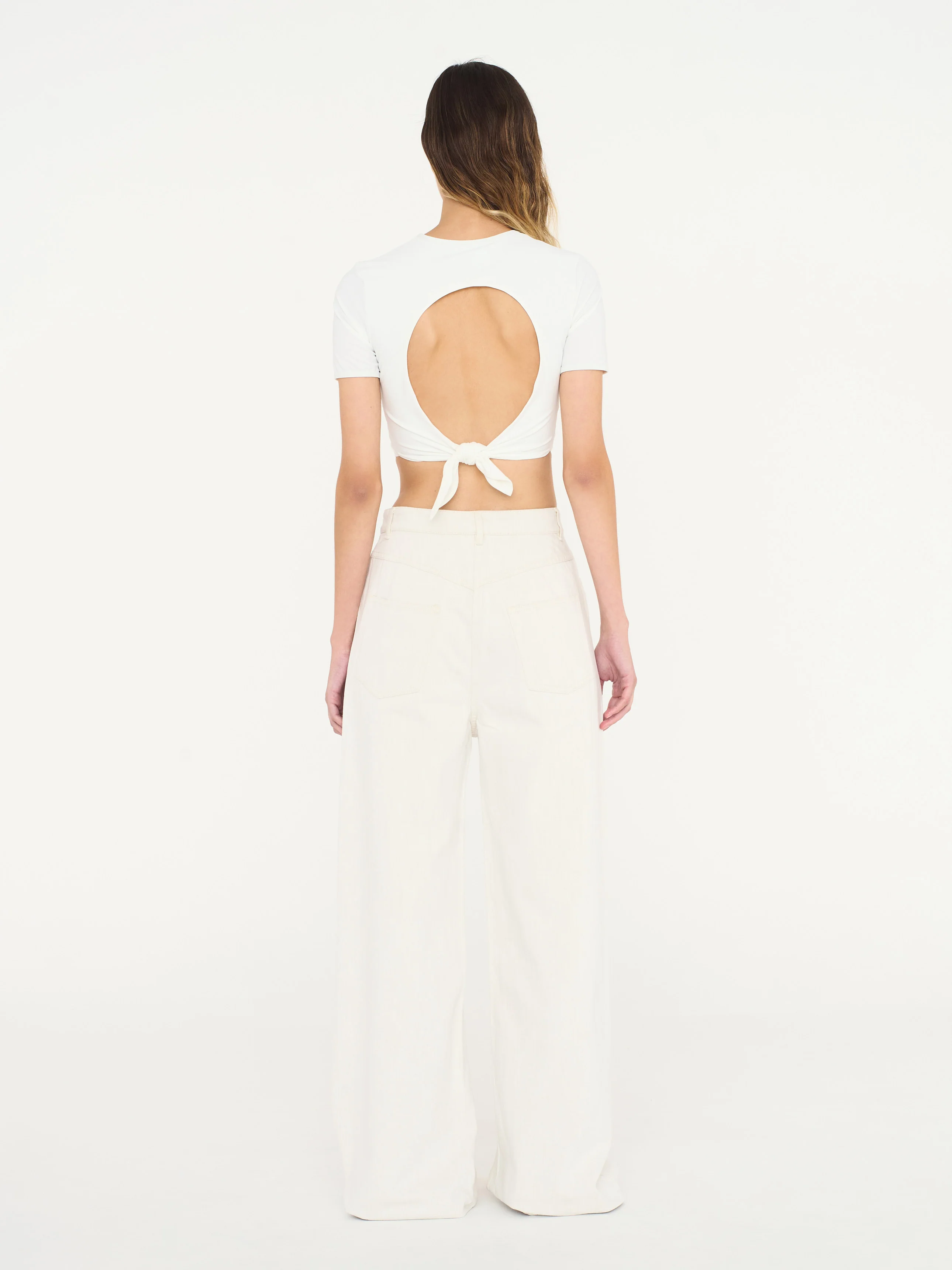 Lambada Sands Backless Knot Tie Tee - Image 5